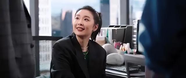 蔷薇风暴首播获好评,商战剧情引爆观众热情